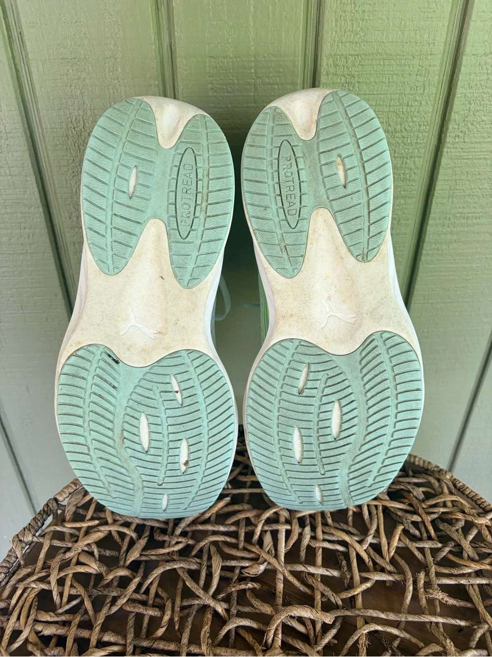 PUMA Pounce Lite Womens Sneaker Mint Green Sz 8.5